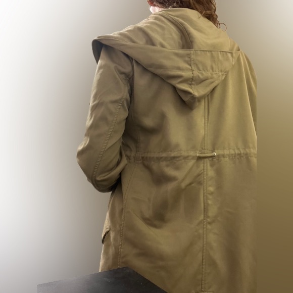 Romeo and Juliet Couture Tan Coat - Picture 5 of 5